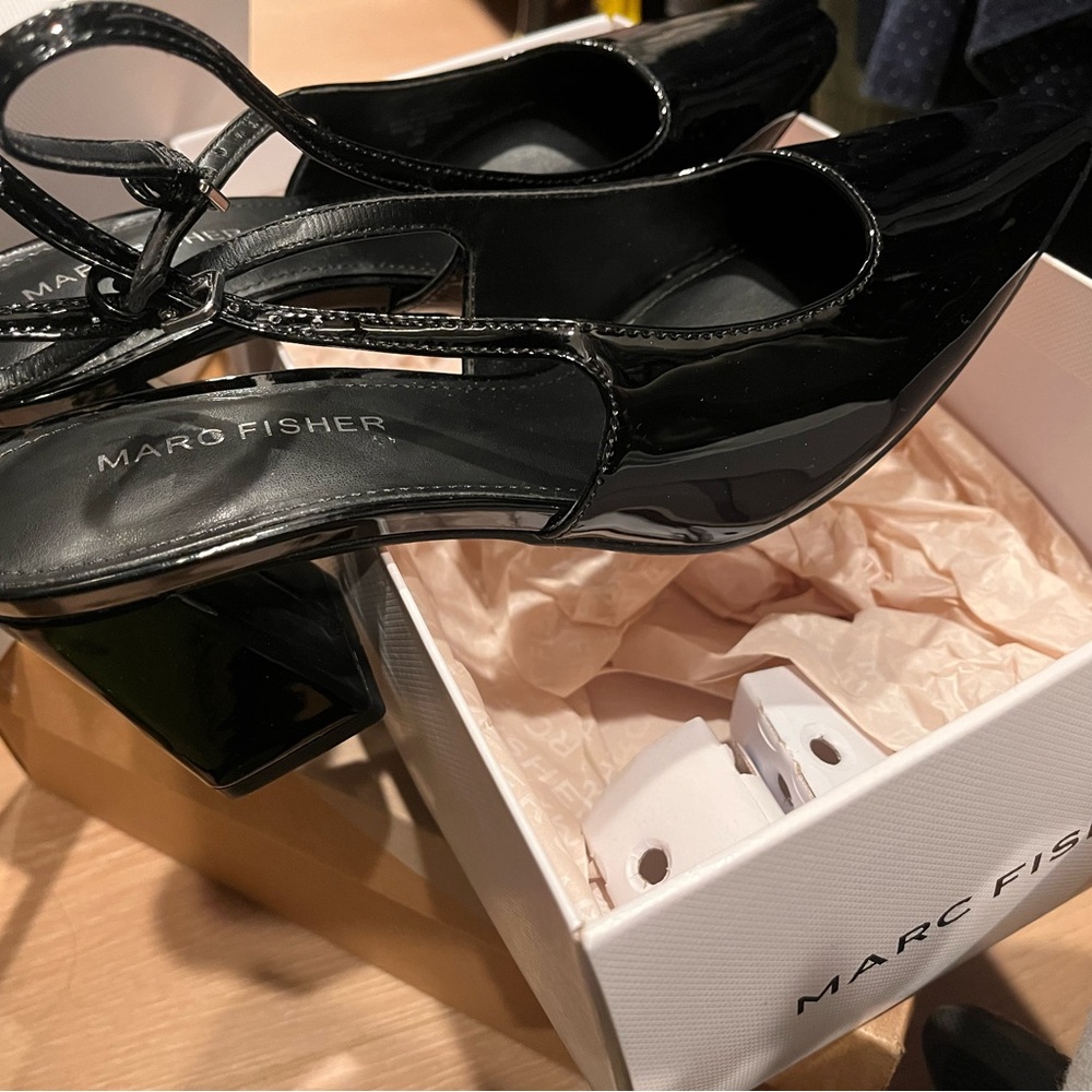 Black Patent Slingback Block Heels - Picture 2 of 7